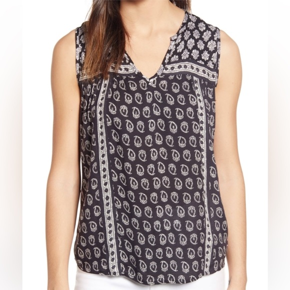Lucky Brand Tops - Lucky Brand 
Black and white pattern tank with decorative fabric buttons.